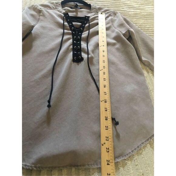 Express Womens Gray Lace Up Front Tassel Long Sleeve Shirt Top Size P/S - Picture 6 of 10